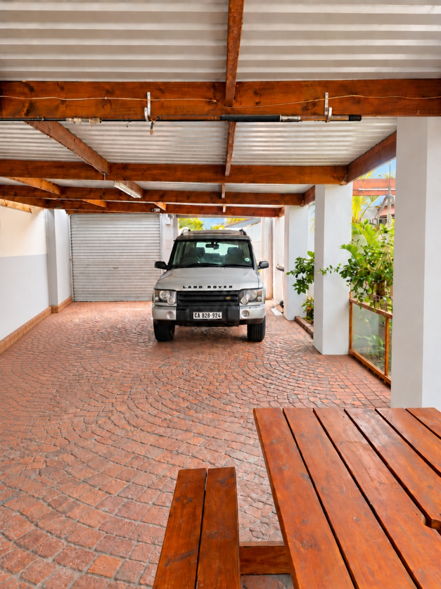 2 Bedroom Property for Sale in Richwood Western Cape